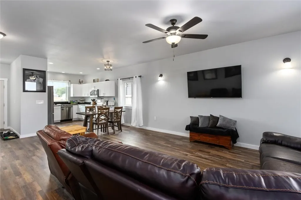 1112 3rd Street E Roundup MT 59072