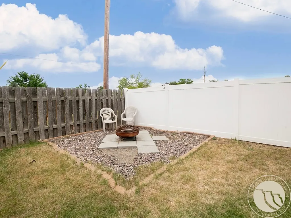 528 N Lakeview Drive Billings MT 59105