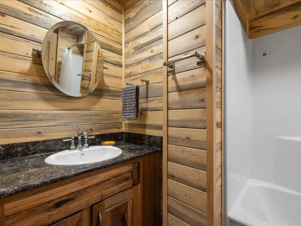71 Hay Coulee Road Roundup MT 59072