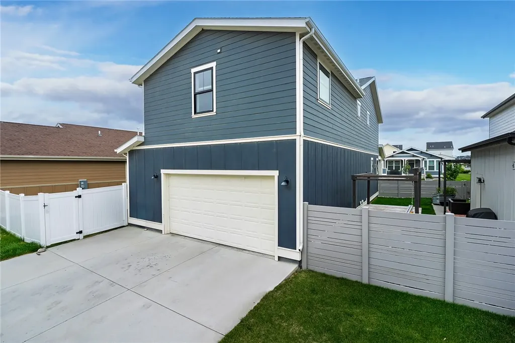 1827 Annas Garden Lane Billings MT 59101