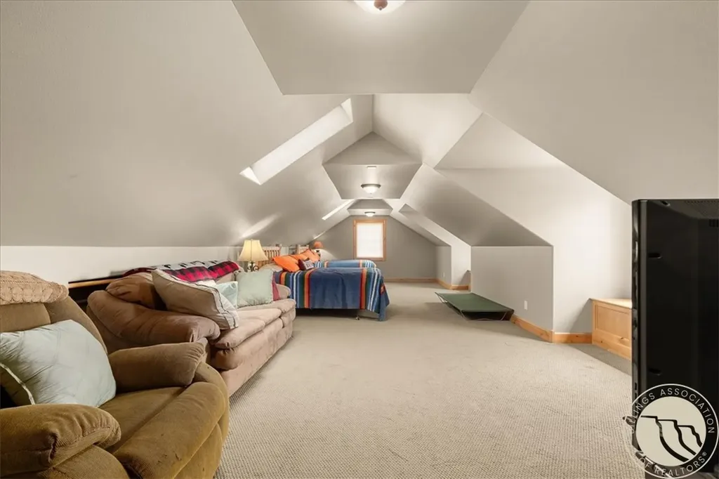 27 Creek Hill Lane Red Lodge MT 59068