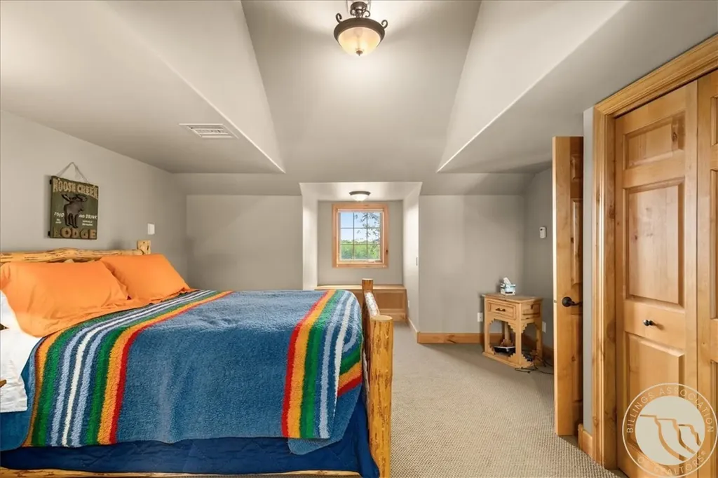 27 Creek Hill Lane Red Lodge MT 59068
