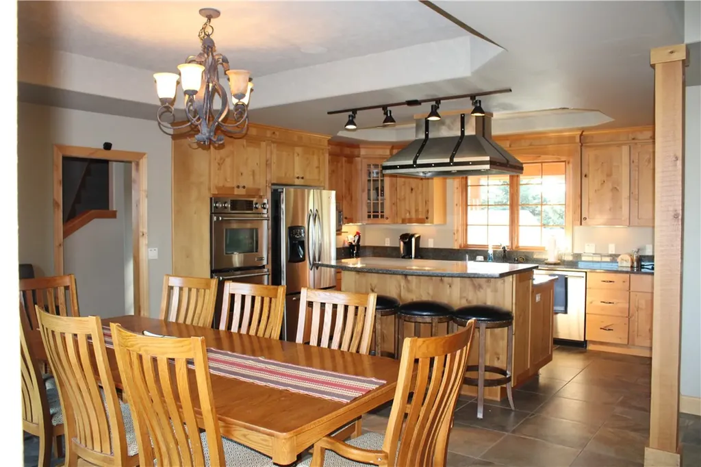 27 Creek Hill Lane Red Lodge MT 59068