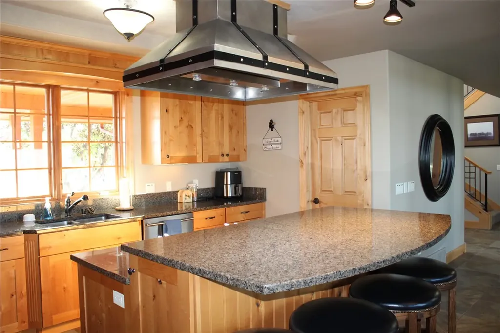 27 Creek Hill Lane Red Lodge MT 59068