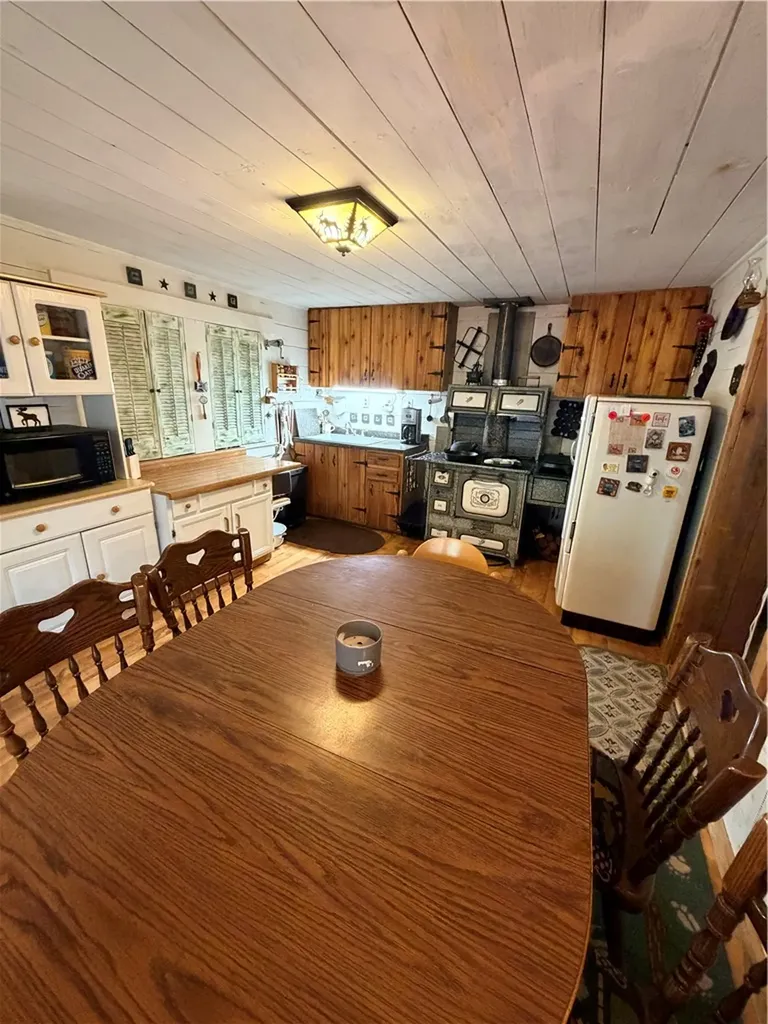 27 Snow Creek Road Red Lodge MT 59068