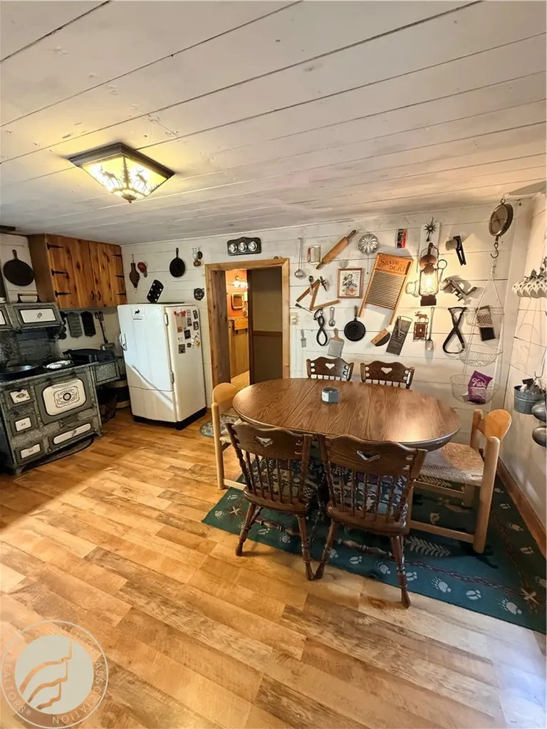 27 Snow Creek Road Red Lodge MT 59068