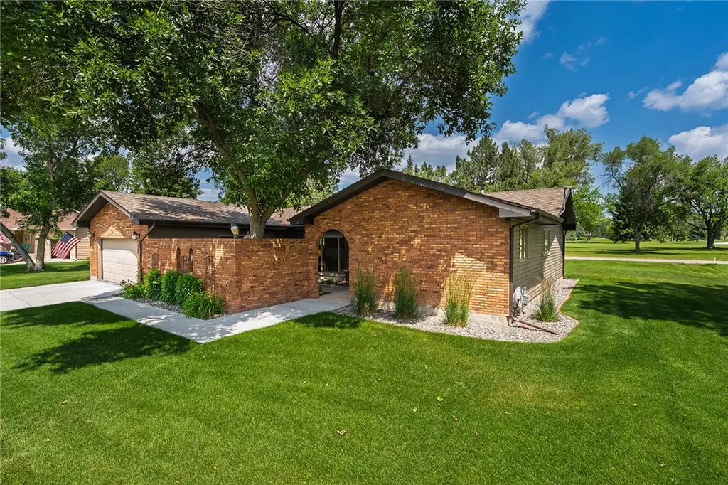 3035 Arnold Palmer Drive Billings MT 59106