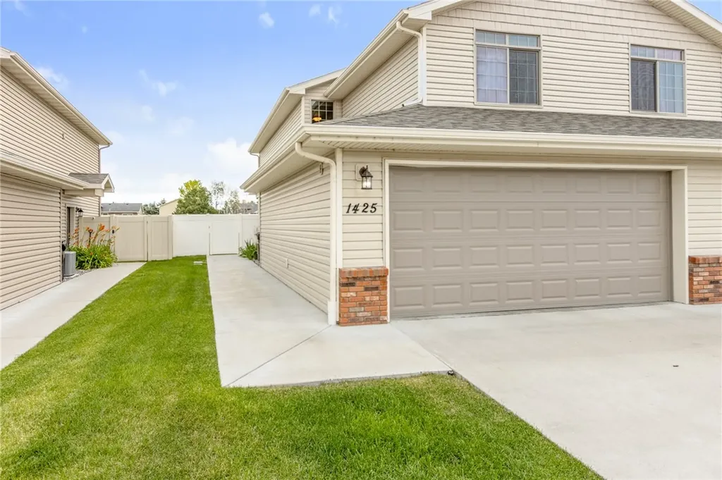 1425 Naples Street Billings MT 59105