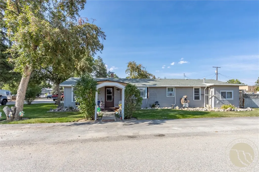 111 West Carbon Avenue Joliet MT 59041