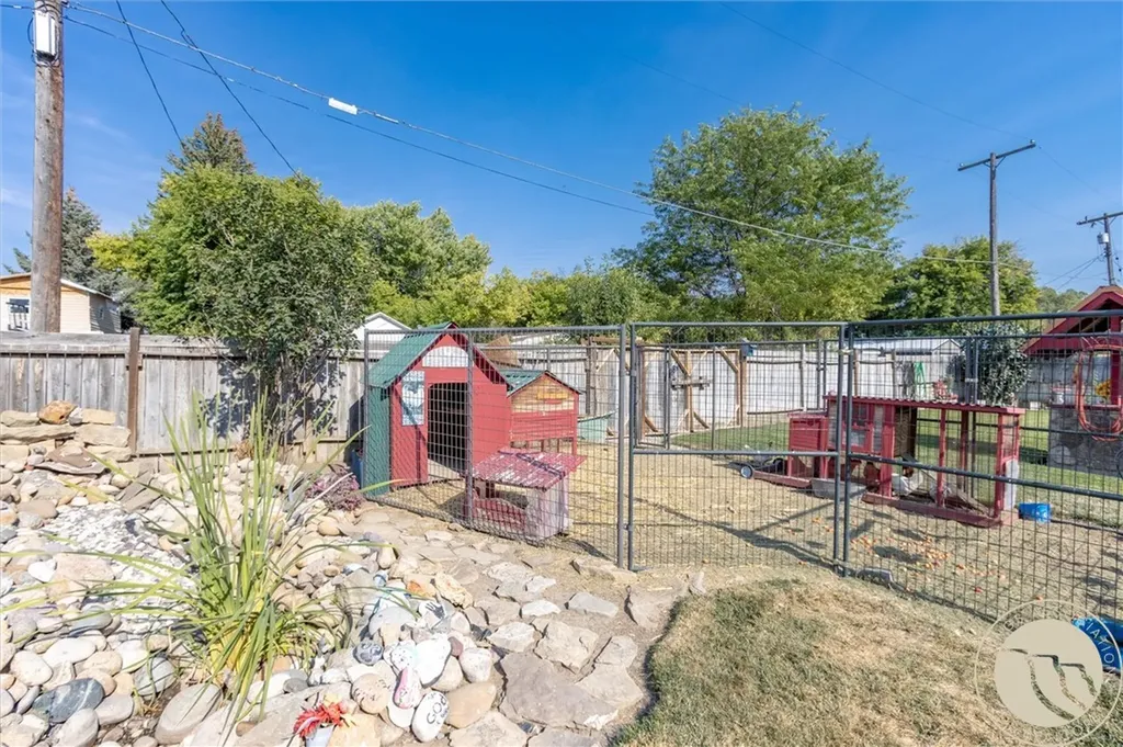 111 West Carbon Avenue Joliet MT 59041
