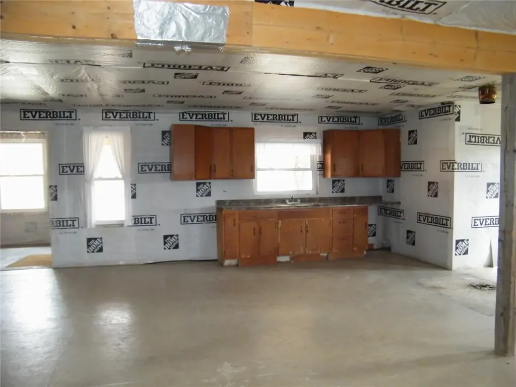 448 W Parrot Creek Road Roundup MT 59072