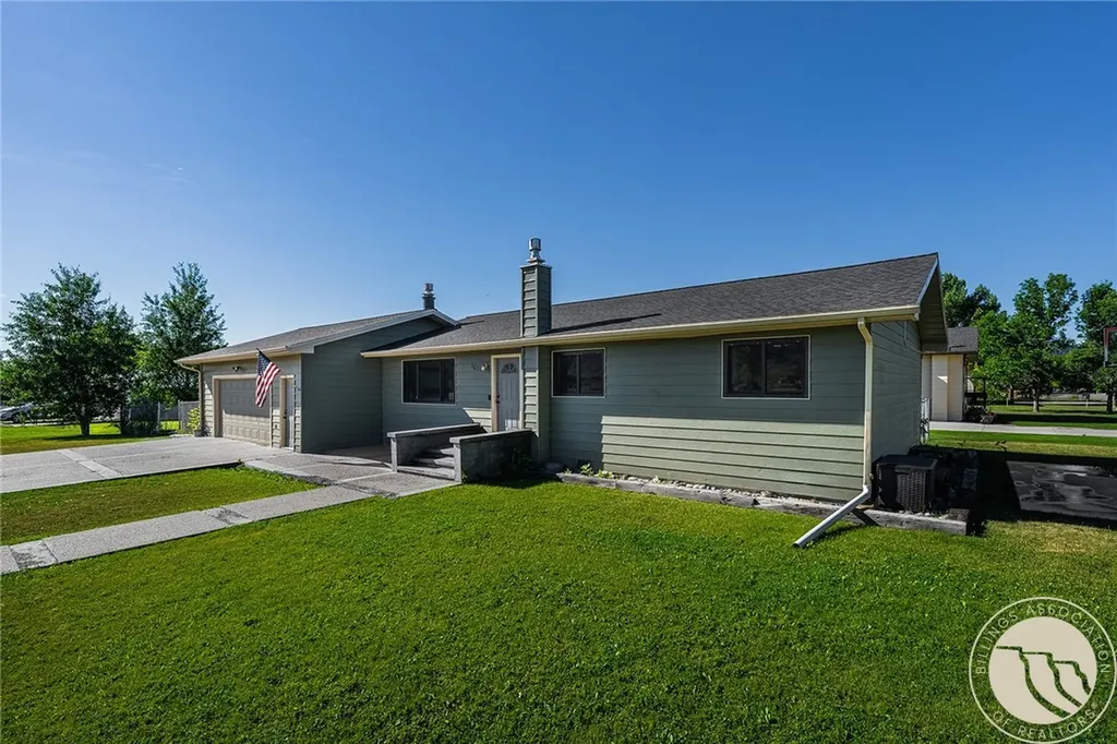 525 E 6th Avenue N Columbus MT 59019