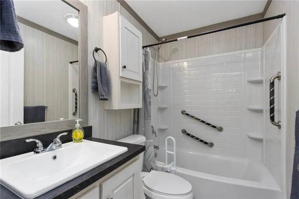 303 Gregg Street Ryegate MT 59074