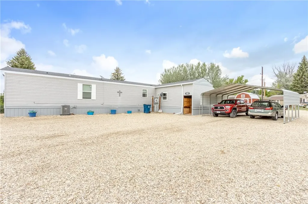 303 Gregg Street Ryegate MT 59074