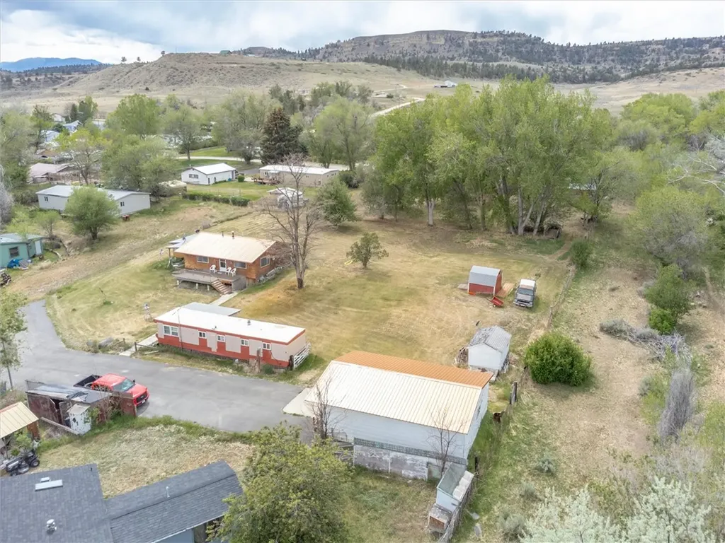 15 Cactus Drive Fromberg MT 59029