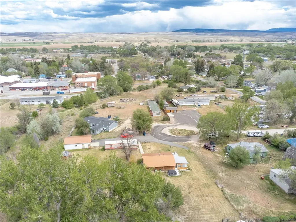15 Cactus Drive Fromberg MT 59029