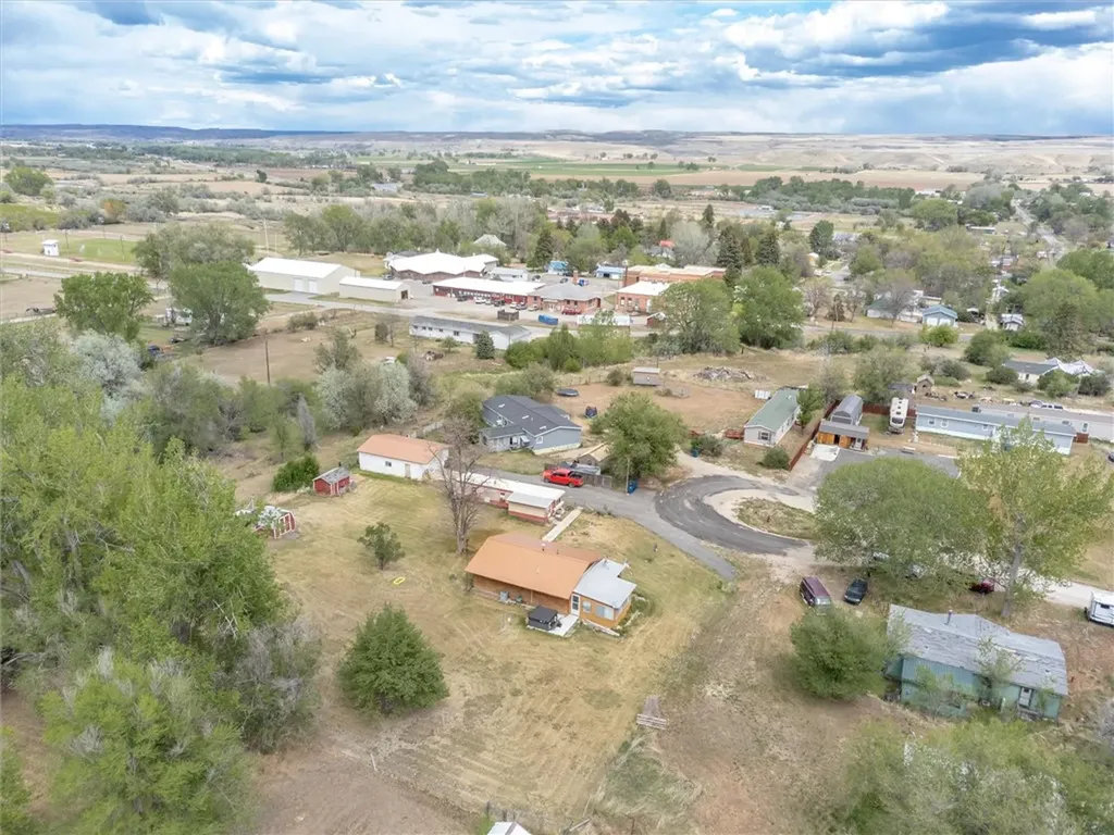 15 Cactus Drive Fromberg MT 59029