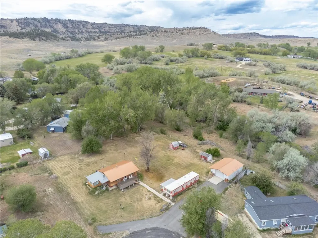 15 Cactus Drive Fromberg MT 59029
