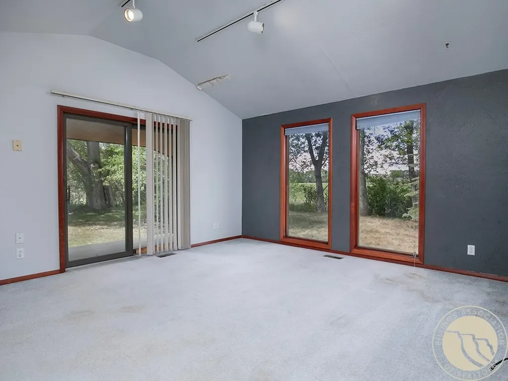 46 River View Road Park City MT 59063