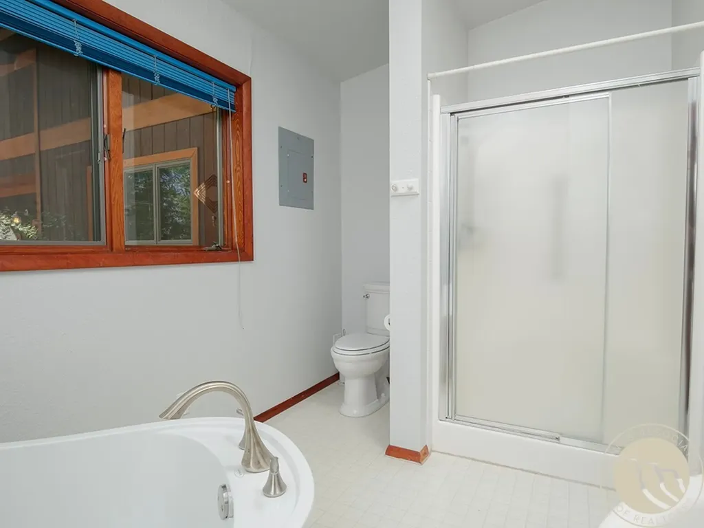 46 River View Road Park City MT 59063