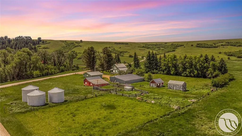 6058 Cottonwood Creek Road Lewistown MT 59457