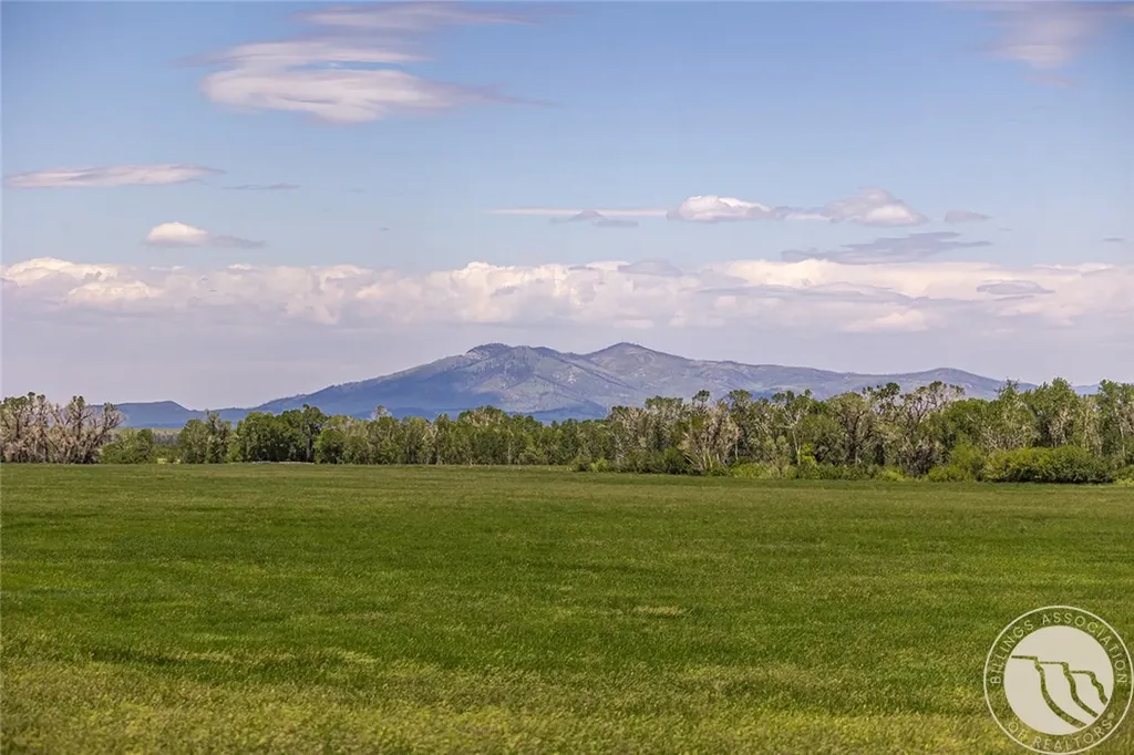 6058 Cottonwood Creek Road Lewistown MT 59457