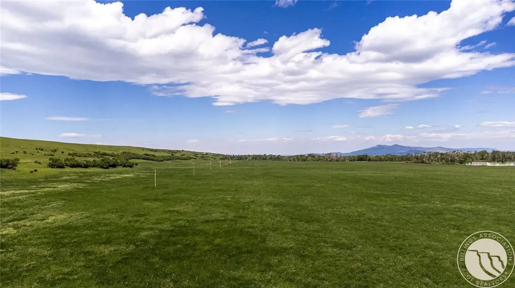 6058 Cottonwood Creek Road Lewistown MT 59457