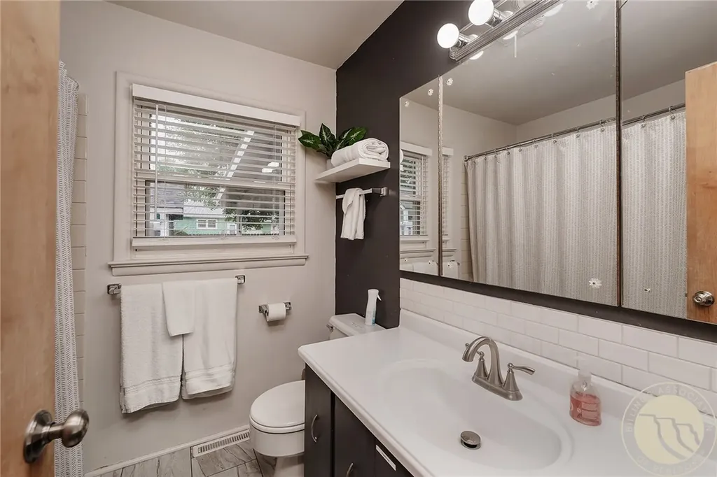 1522 Cook Avenue Billings MT 59102