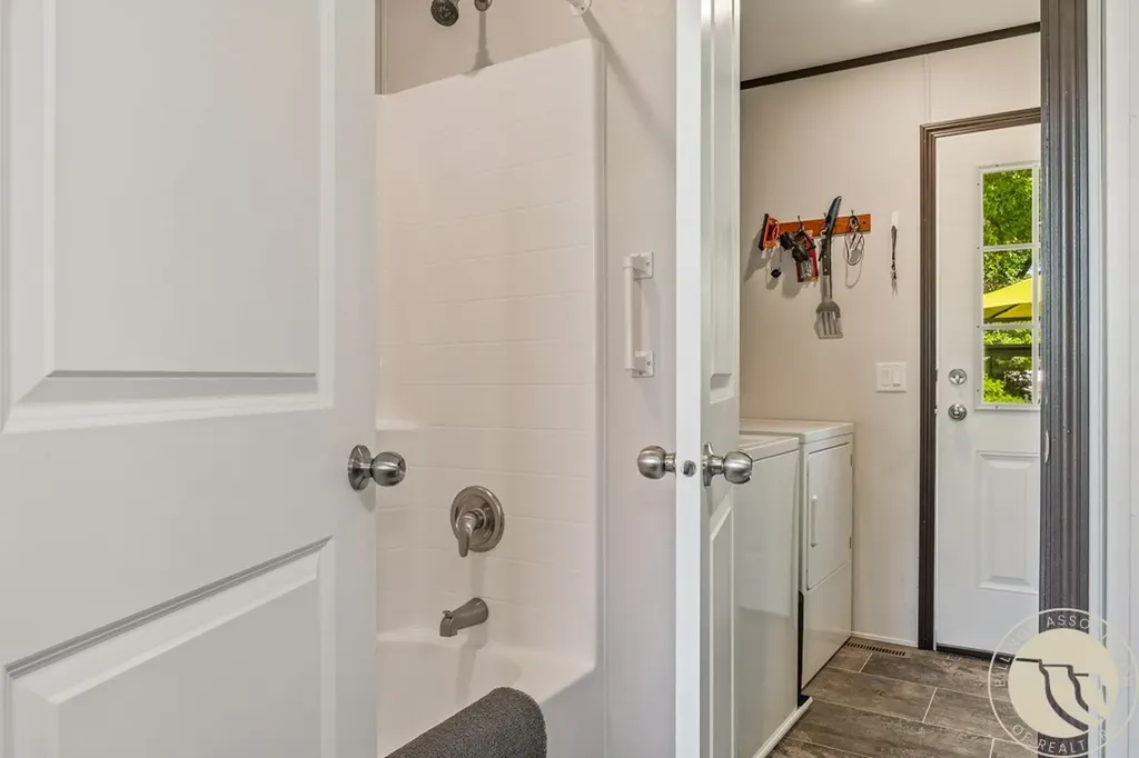 403 2nd Street SE Park City MT 59063