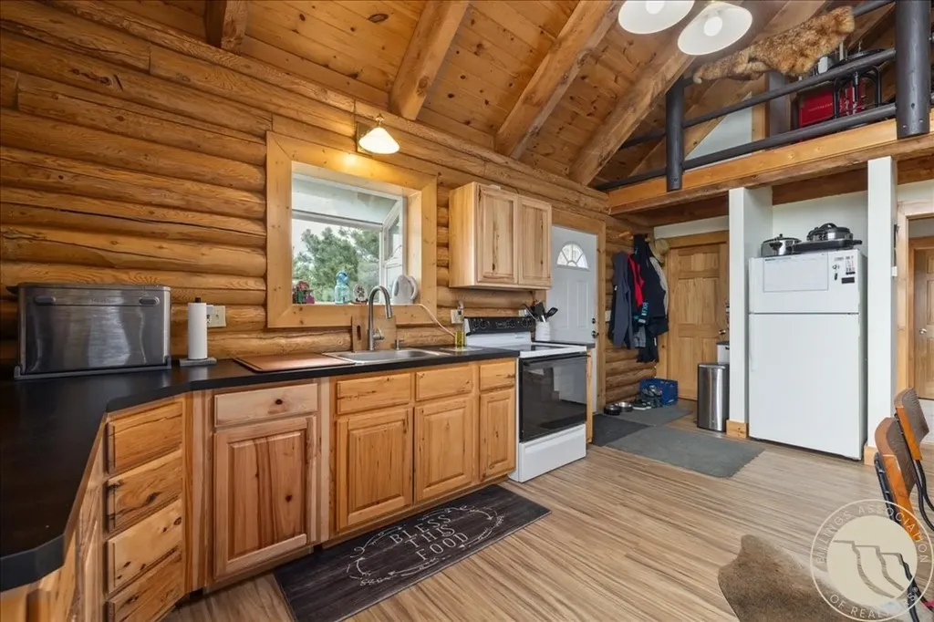 422 Shane Ridge Road Columbus MT 59019