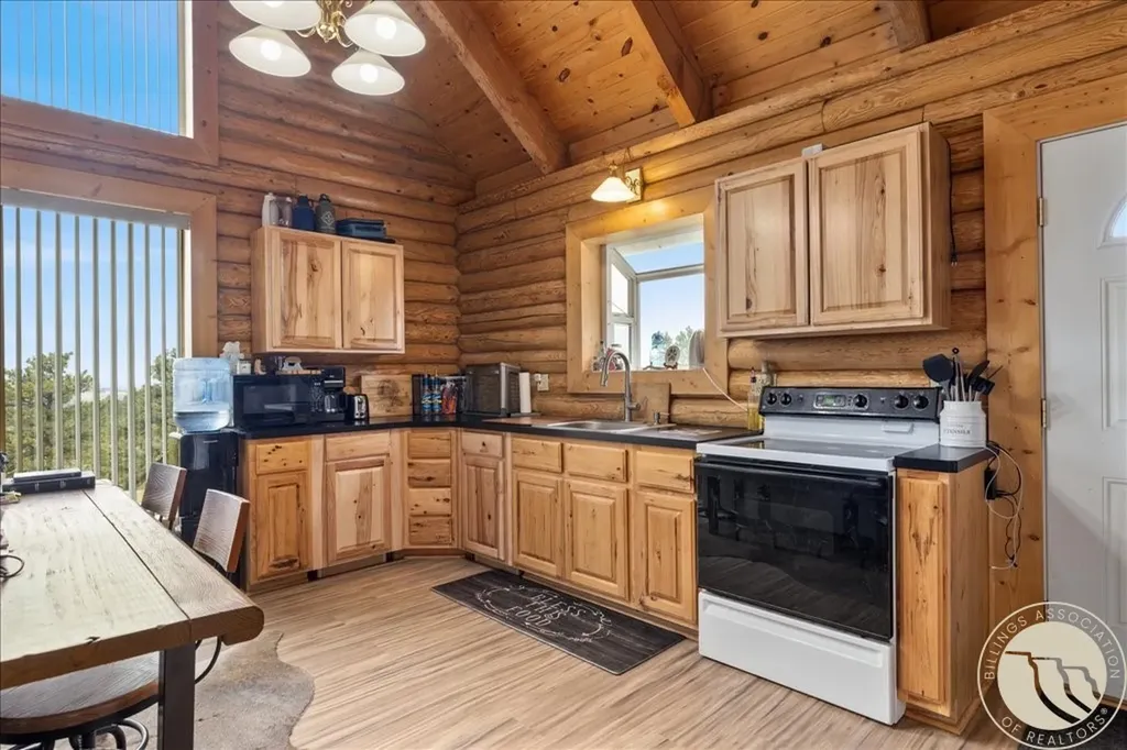 422 Shane Ridge Road Columbus MT 59019