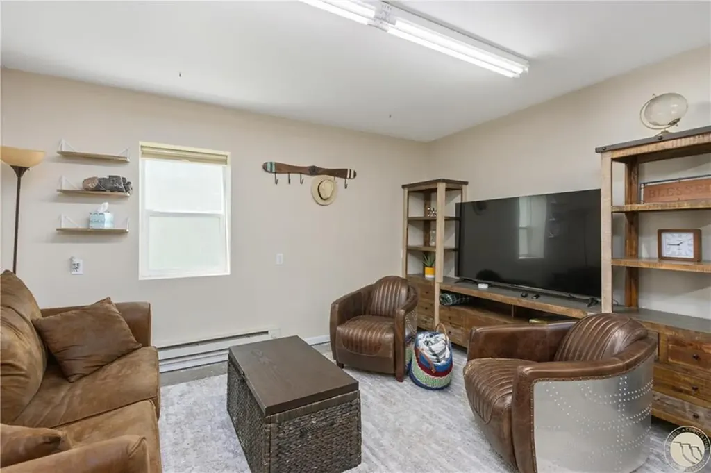 1655 1st Ave S Unit #5 Columbus MT 59019