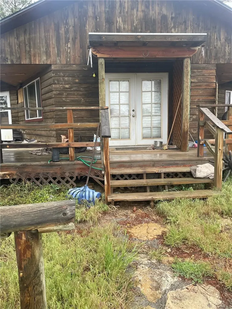 77 Treetop Road Roundup MT 59072