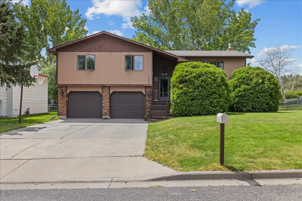 1328 Beartooth Drive Laurel MT 59044