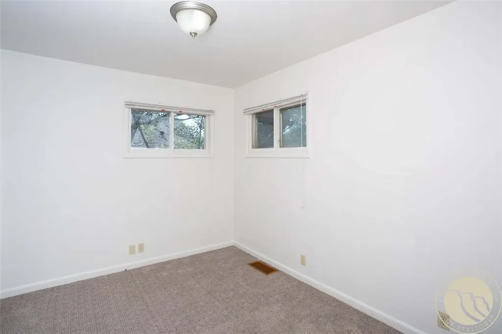 916 & 916 1/2 Howard Avenue Billings MT 59101