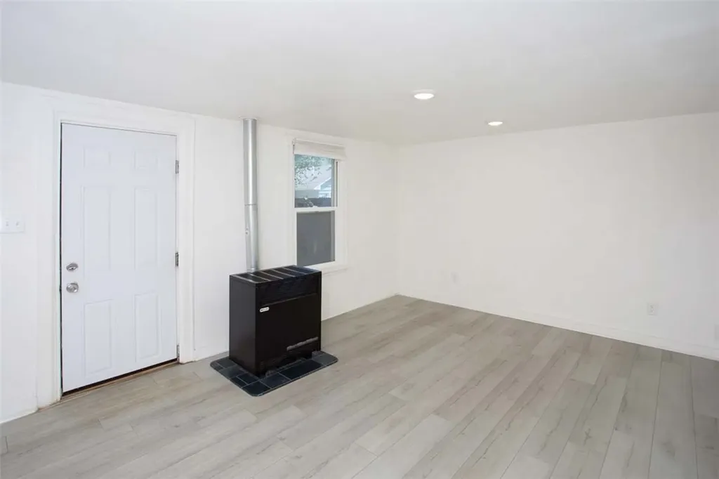 916 & 916 1/2 Howard Avenue Billings MT 59101
