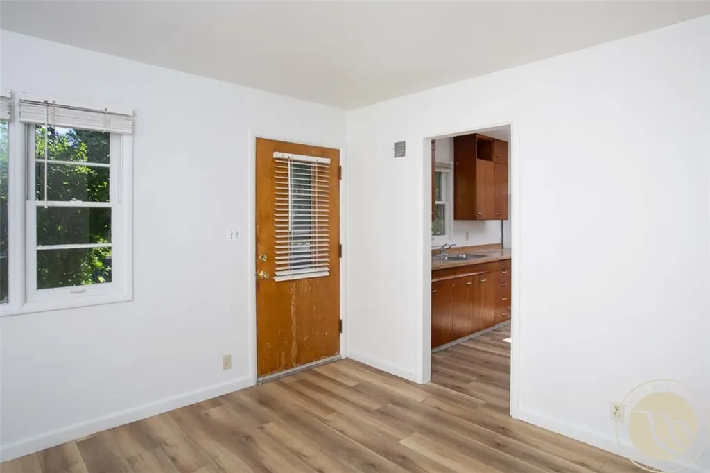 916 & 916 1/2 Howard Avenue Billings MT 59101