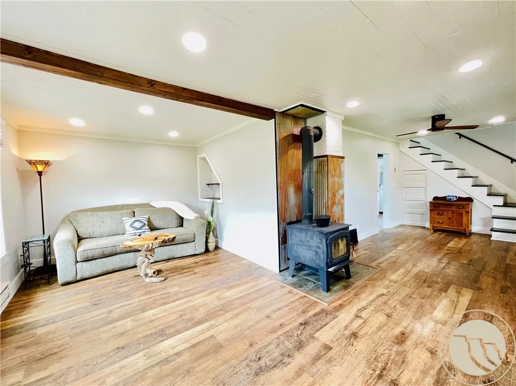 135 N First Street Bearcreek MT 59007
