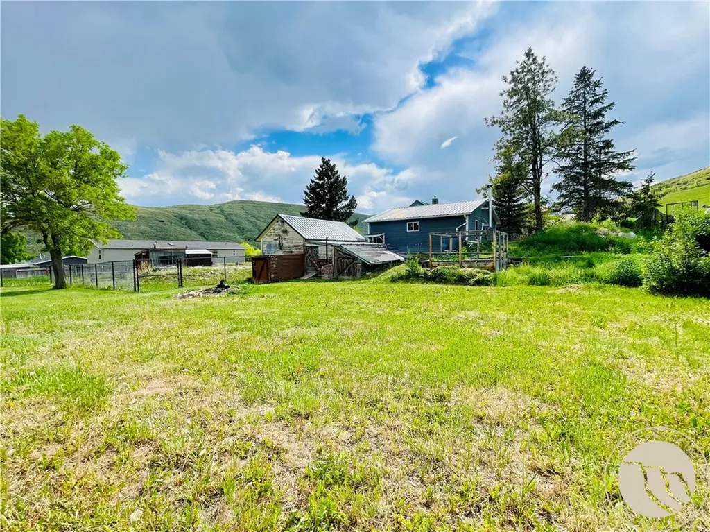 135 N First Street Bearcreek MT 59007
