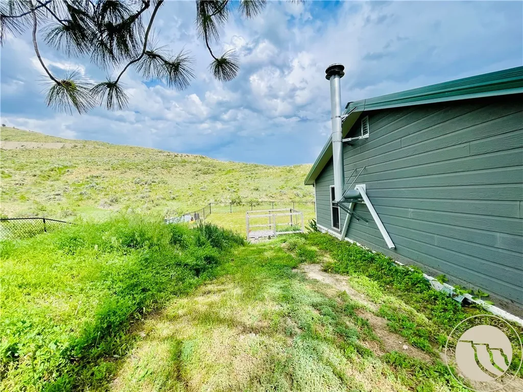 135 N First Street Bearcreek MT 59007