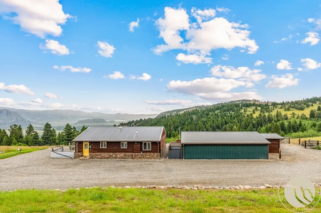 24 Sioux Trail Nye MT 59061