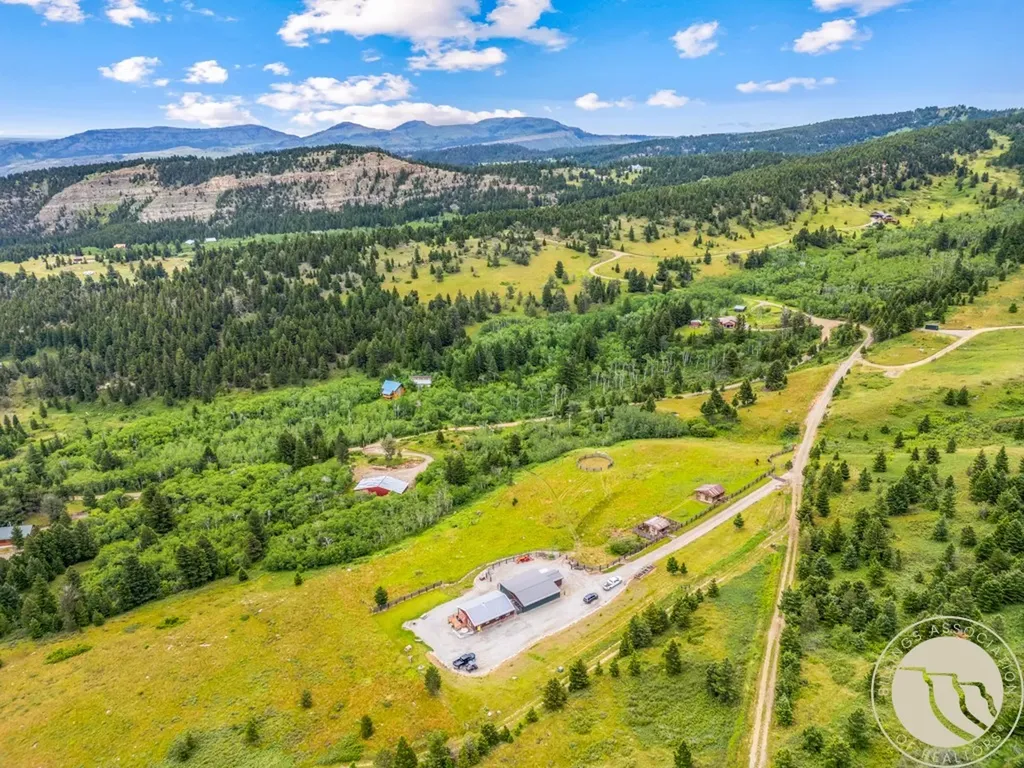 24 Sioux Trail Nye MT 59061