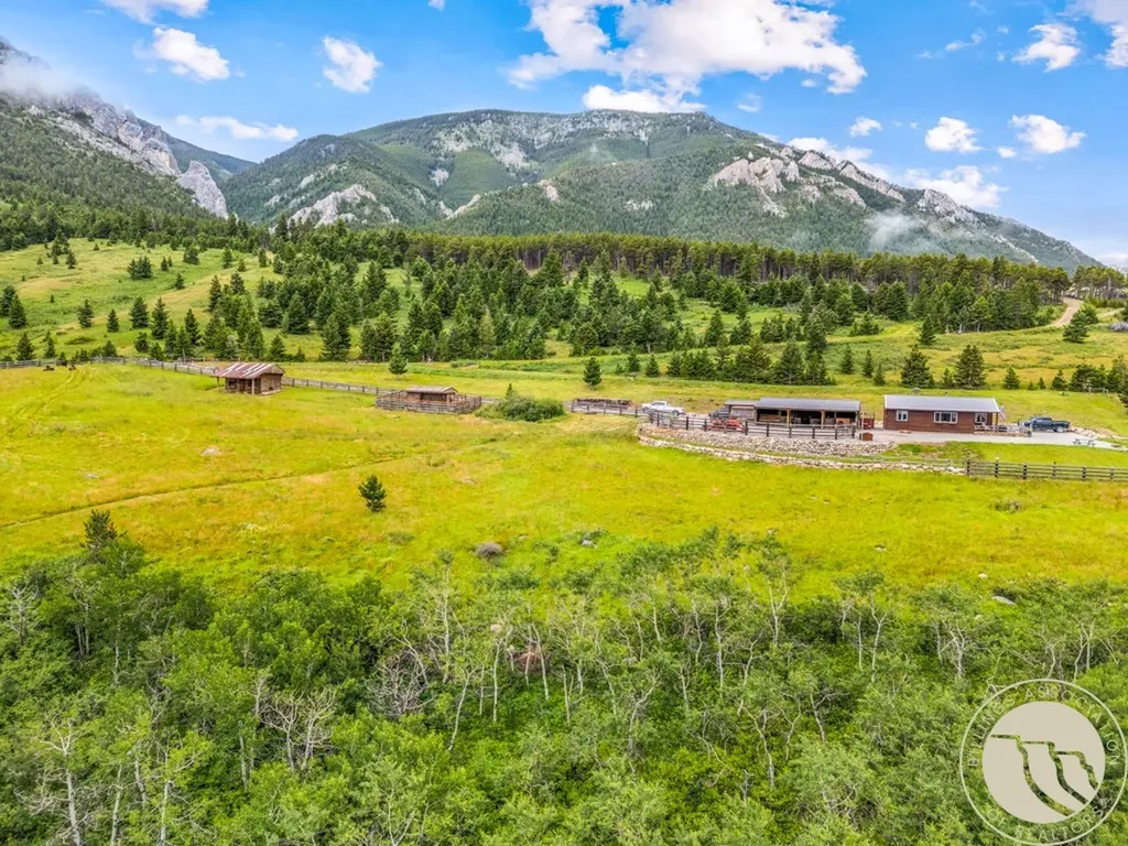 24 Sioux Trail Nye MT 59061