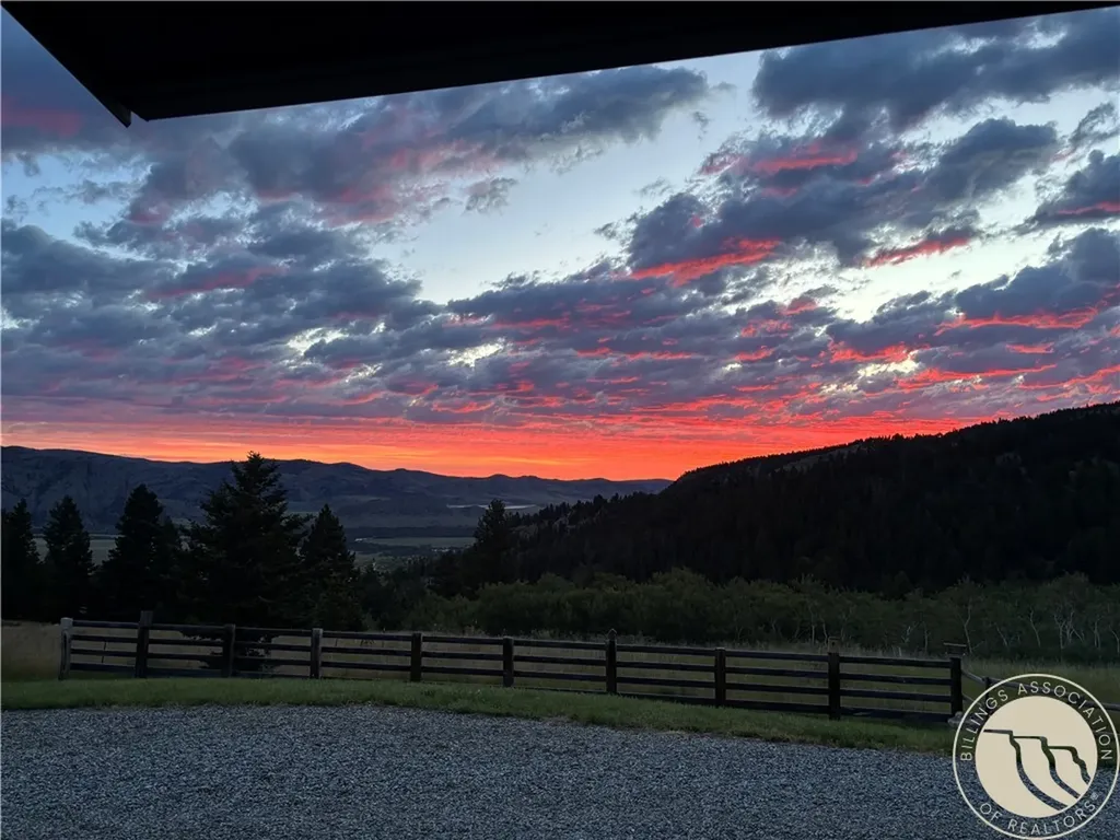 24 Sioux Trail Nye MT 59061