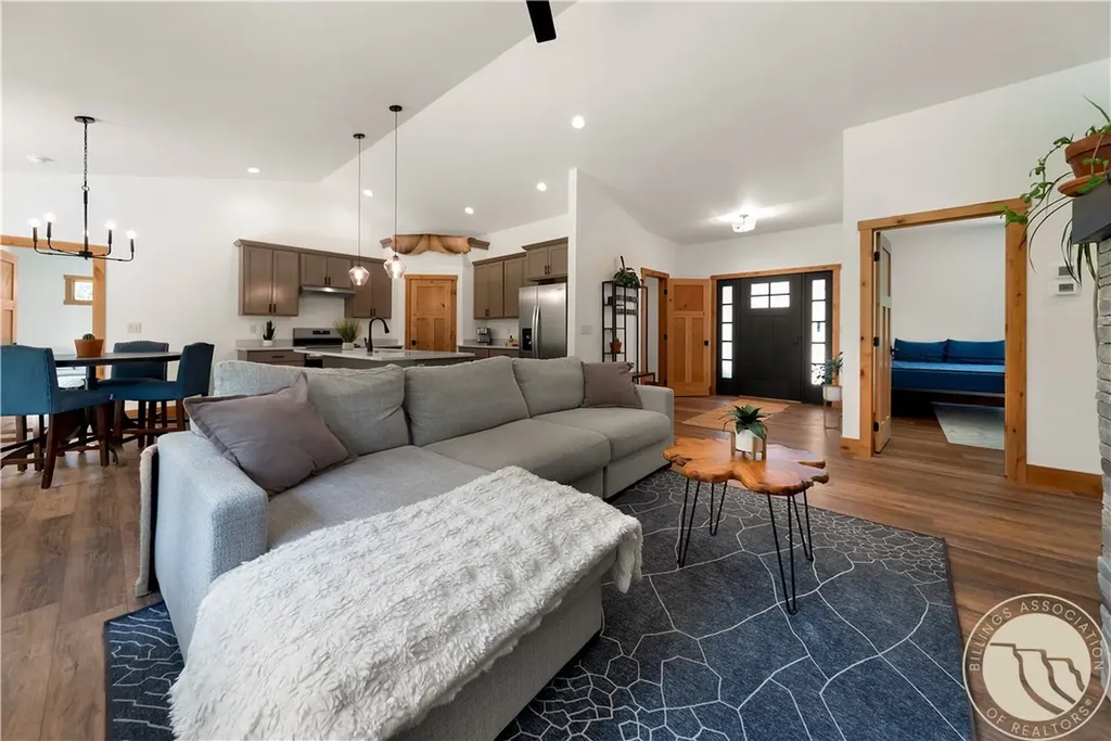 2431 Woodlands Red Lodge MT 59068