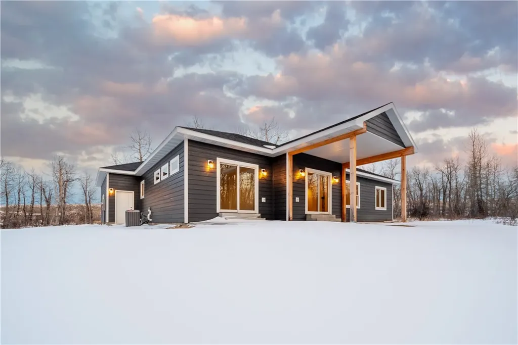 2431 Woodlands Red Lodge MT 59068