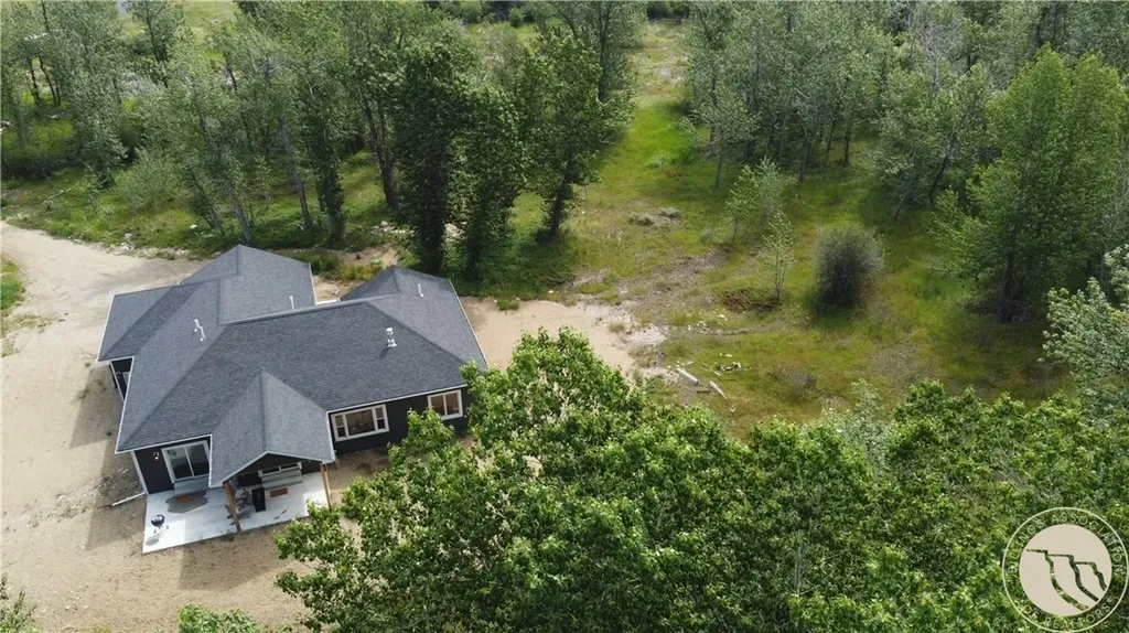 2431 Woodlands Red Lodge MT 59068