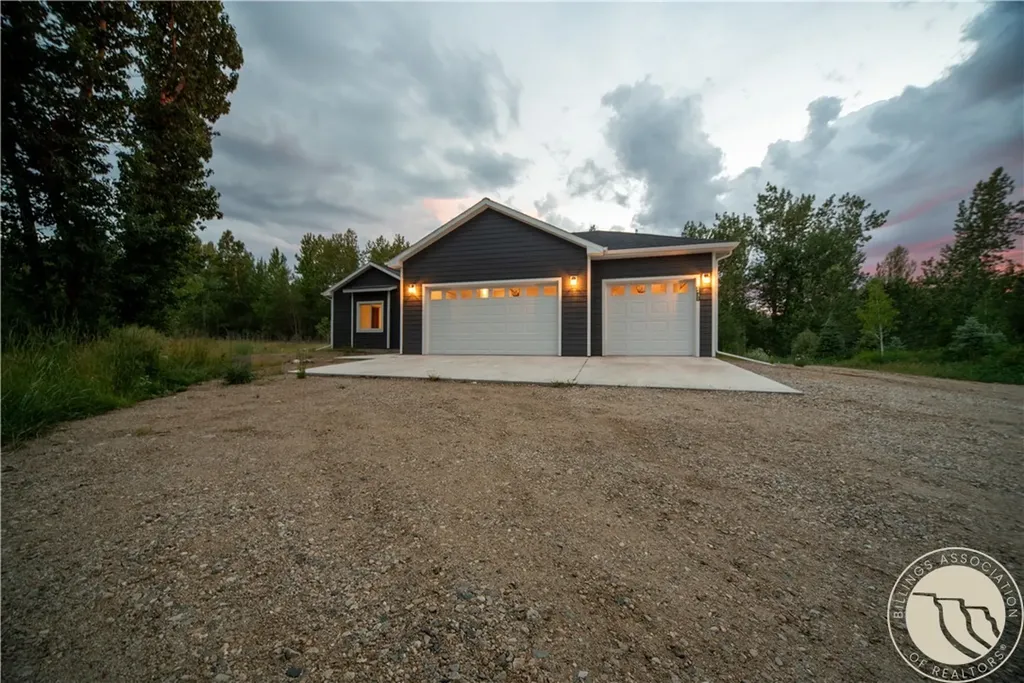 2431 Woodlands Red Lodge MT 59068