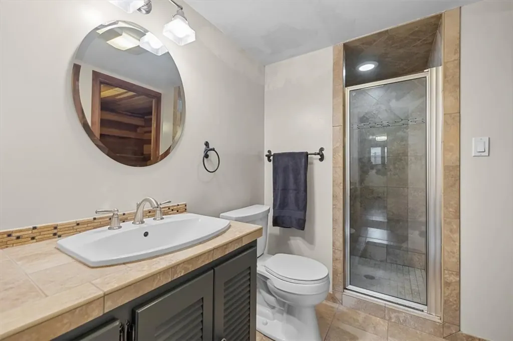 906 S Adams Avenue Red Lodge MT 59068