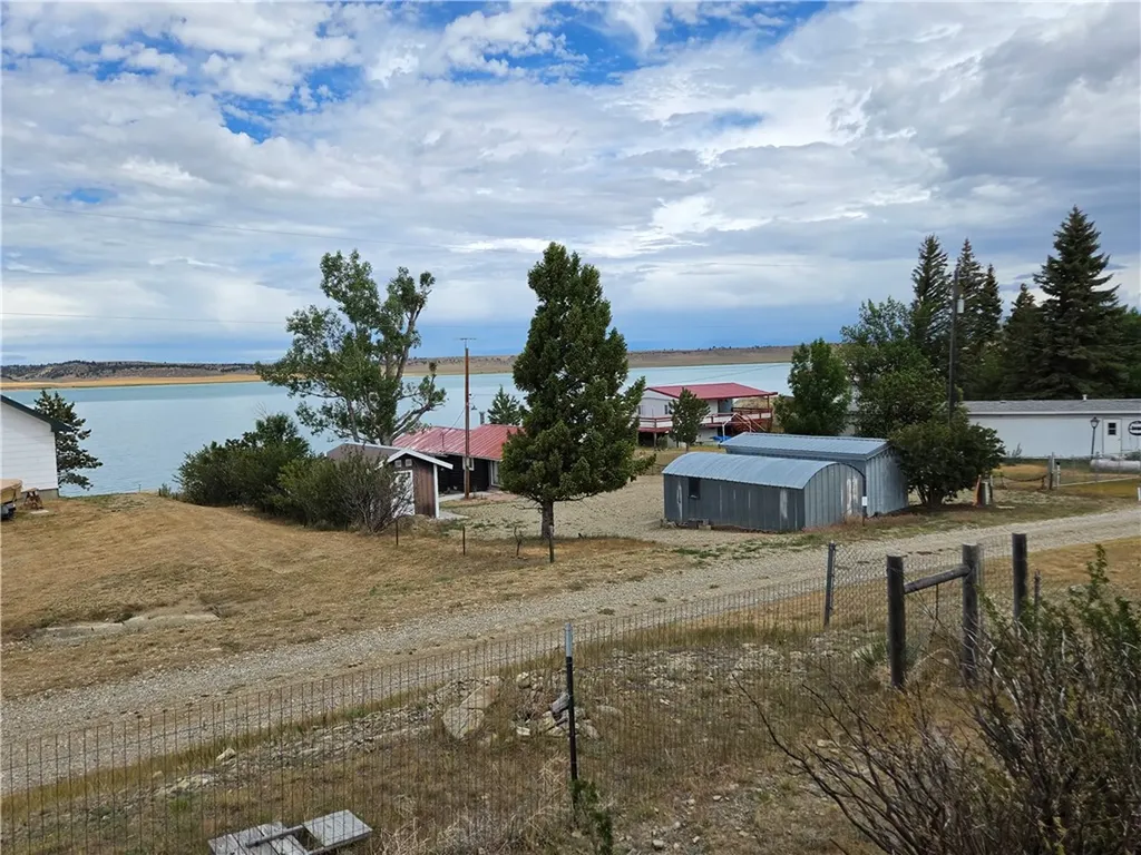 46 Upper Reservoir Lane Shawmut MT 59078